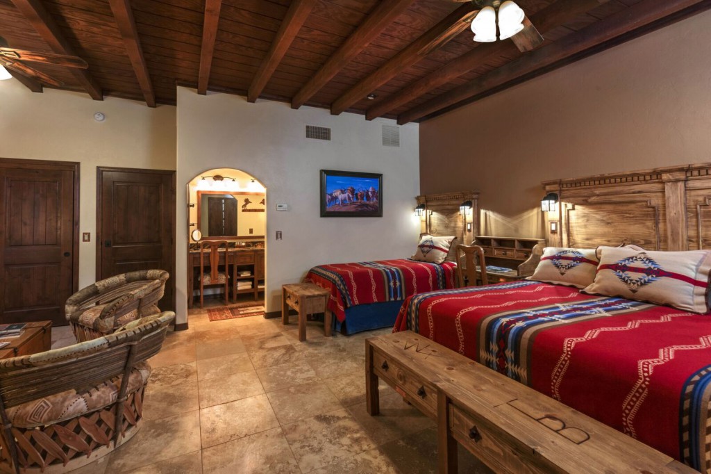 White Stallion Ranch Room